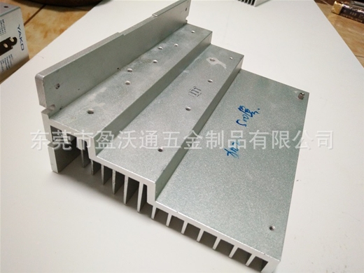 步进/伺服器散热器+外壳20